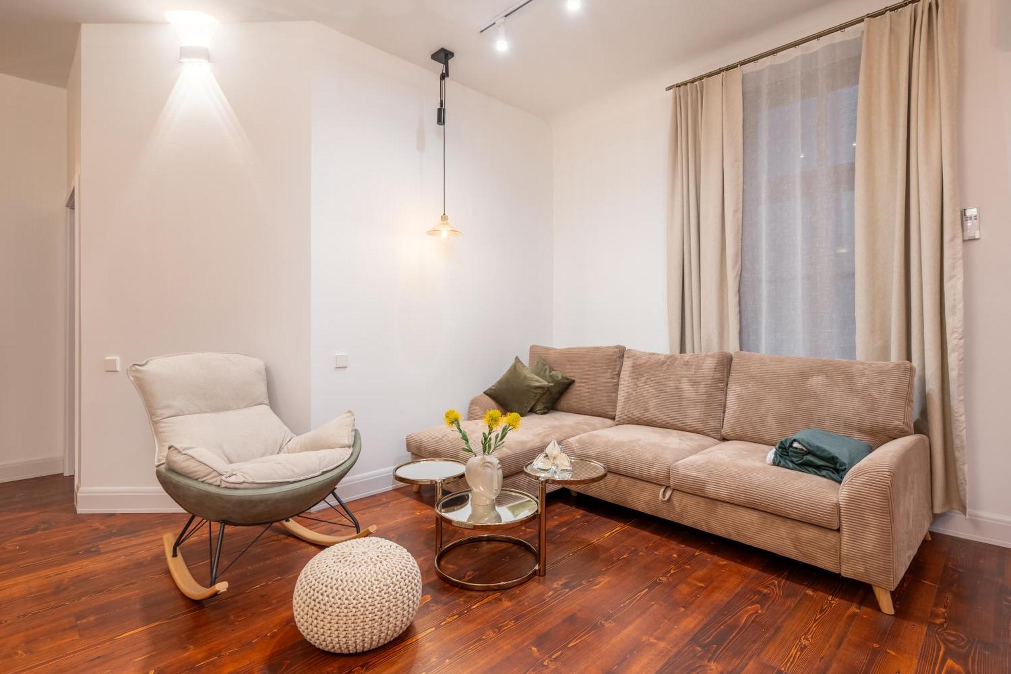 Appartamento Soleil - Shine Of The Old Town, Parking & Sauna